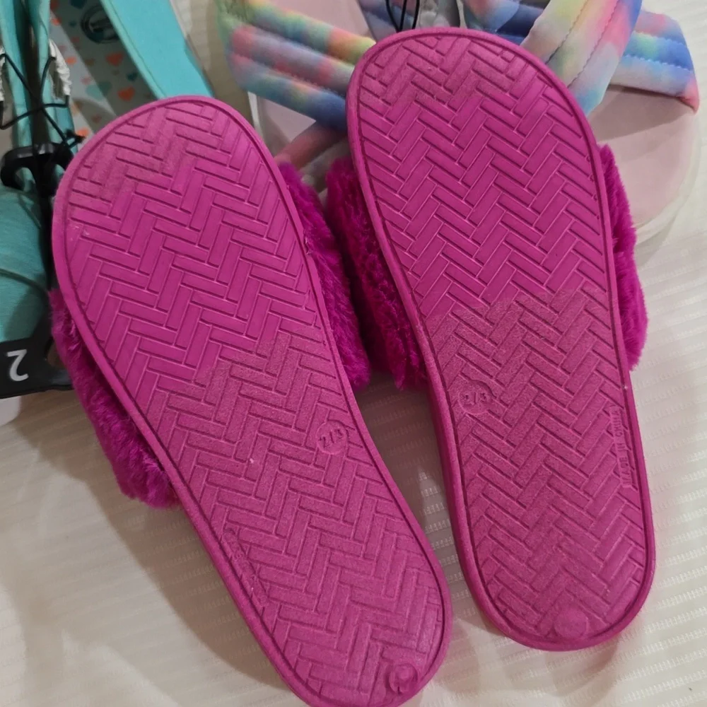 Girl's Shoe Bundle - Picture 3 of 12